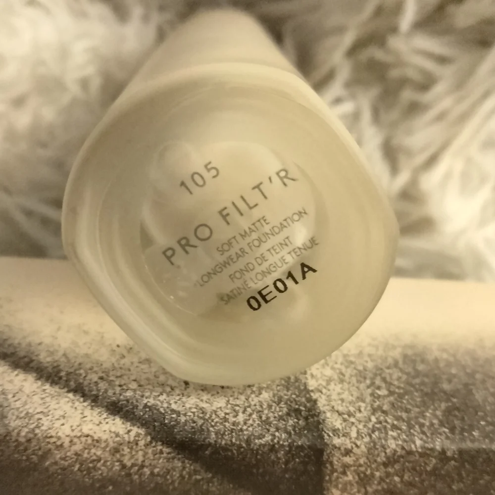 🆕 Fenty Beauty Pro Filt'r Soft Matte Longwear Foundation 105